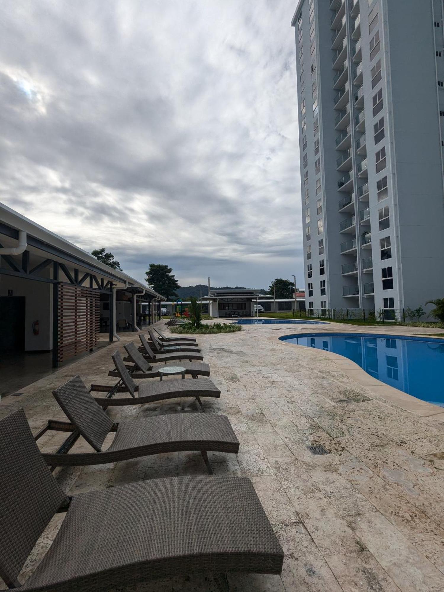 Apartament Jaco Beach, Viva Jaco, Ac, Hot Water, 3 Pools, Bbq, Rancho, Office, Gym Zewnętrze zdjęcie